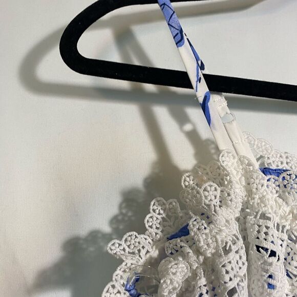 BCX Women's floral Sleeve Button-Up Top size: small - Picture 3 of 11